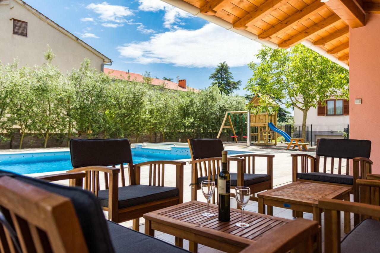 Apartment Anton, Fažana Kültér fotó
